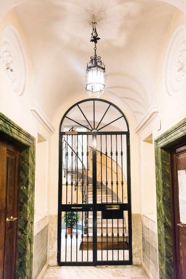 Domus Popolo Bed & Breakfast Rome Exterior photo
