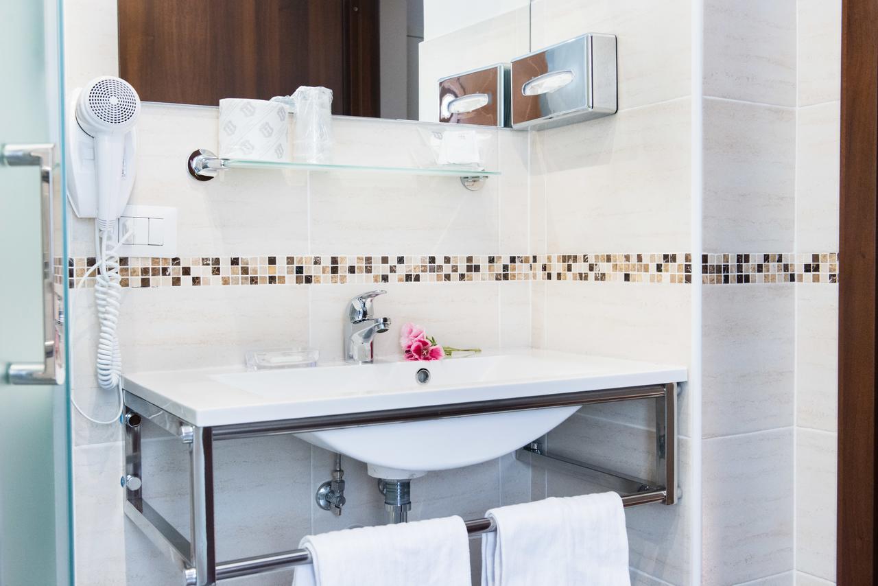 Domus Popolo Bed & Breakfast Rome Exterior photo