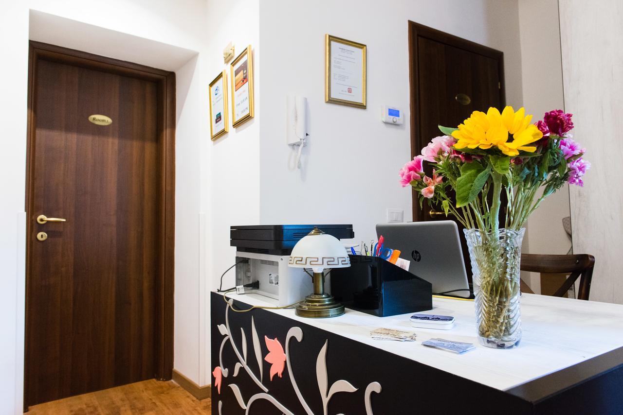 Domus Popolo Bed & Breakfast Rome Exterior photo